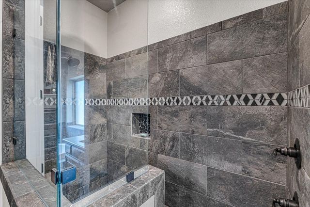 127 Paradise Oaks Court, Paradise, TX 76073