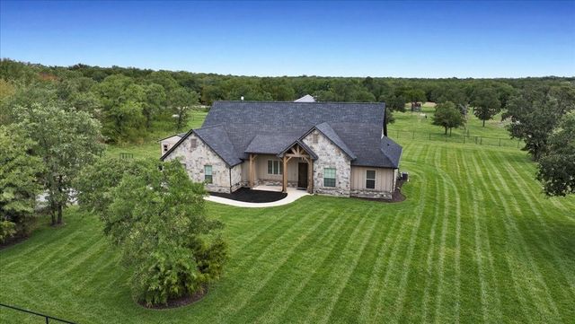127 Paradise Oaks Court, Paradise, TX 76073