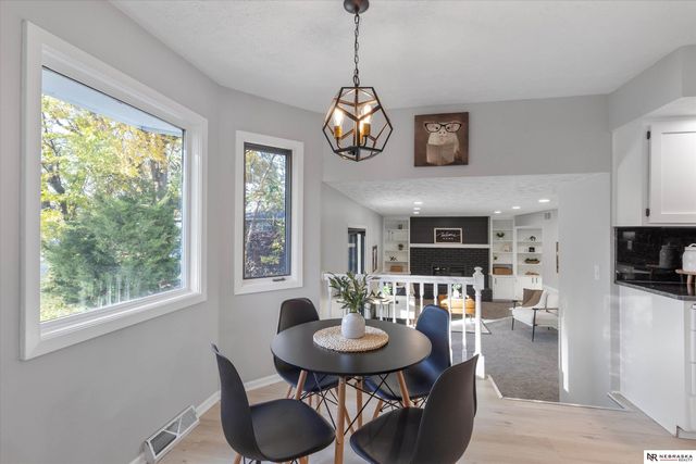 13006 S 35th Street, Bellevue, NE 68123