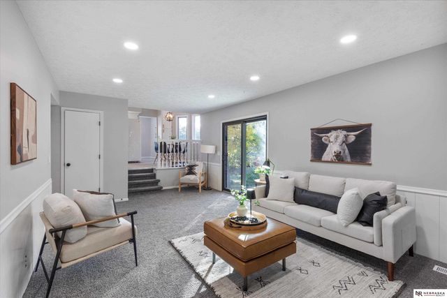 13006 S 35th Street, Bellevue, NE 68123