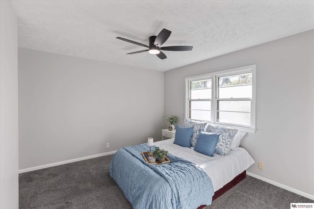 13006 S 35th Street, Bellevue, NE 68123