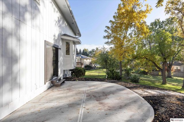 13006 S 35th Street, Bellevue, NE 68123