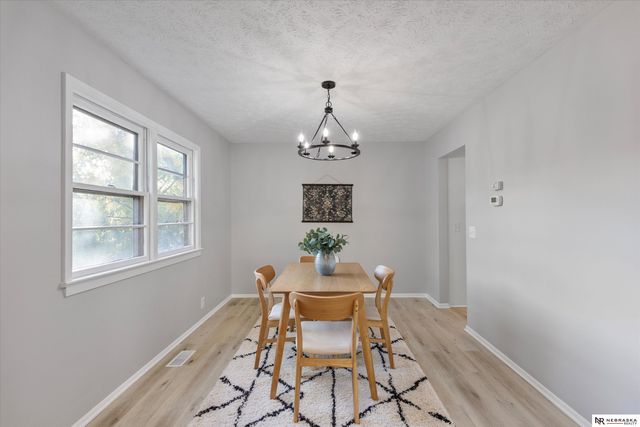 13006 S 35th Street, Bellevue, NE 68123