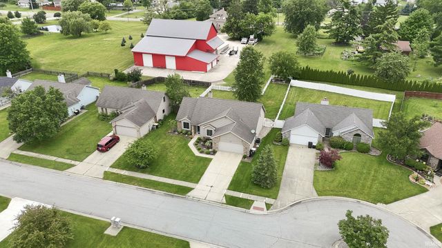 624 Woodland Springs Place, Fort Wayne, IN 46825