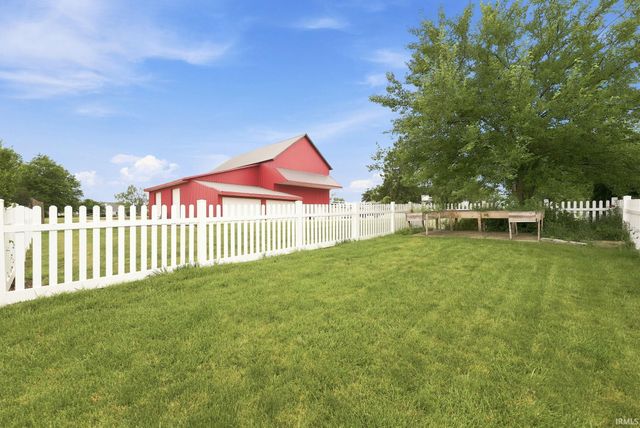 624 Woodland Springs Place, Fort Wayne, IN 46825