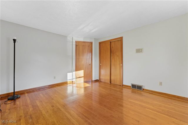 2406 Nottingham Street NW, Massillon, OH 44646