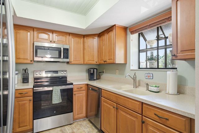 2614 HAMMOCK COURT 2614, Clearwater, FL 33761
