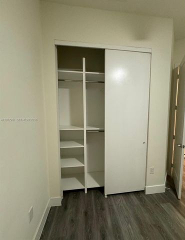 6472 NW 103rd Pl, Doral, FL 33178