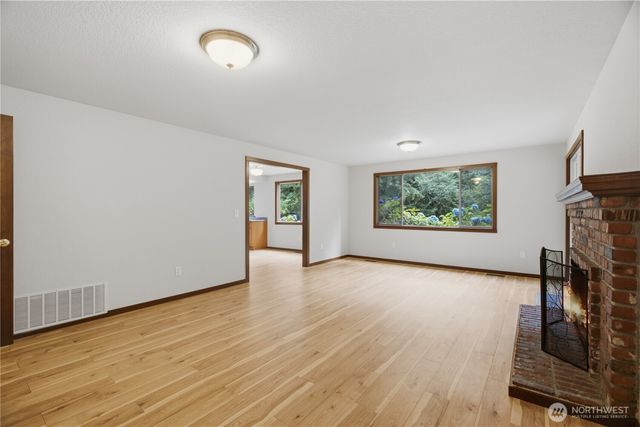 13116 233rd Avenue SE, Issaquah, WA 98027