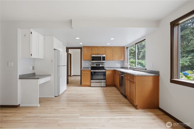 13116 233rd Avenue SE, Issaquah, WA 98027