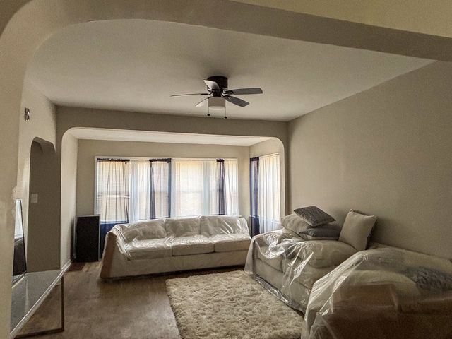 11201 S Normal Avenue, Chicago, IL 60628