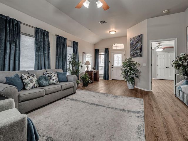 1909 Fair Meadow Drive, Edmond, OK 73003