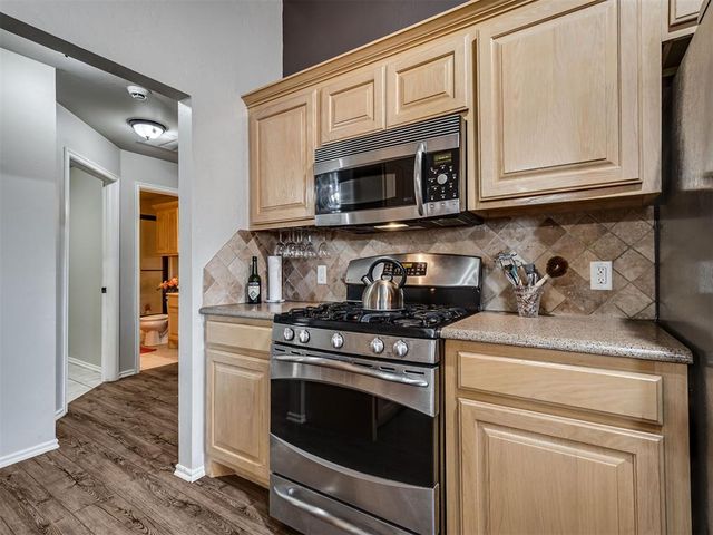 1909 Fair Meadow Drive, Edmond, OK 73003