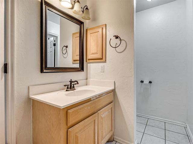 1909 Fair Meadow Drive, Edmond, OK 73003