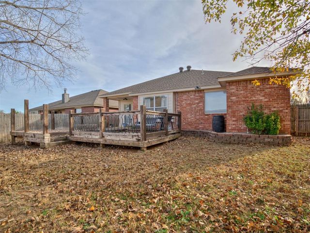 1909 Fair Meadow Drive, Edmond, OK 73003
