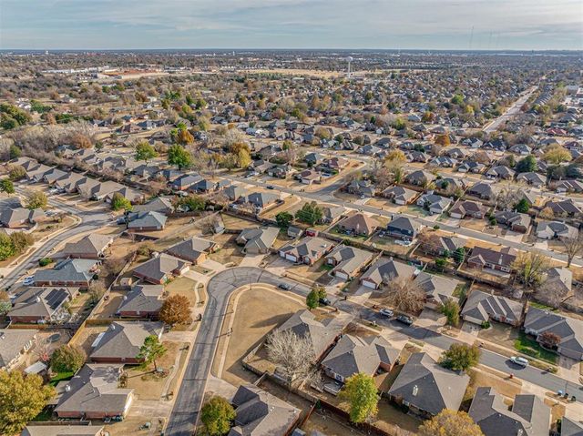 1909 Fair Meadow Drive, Edmond, OK 73003