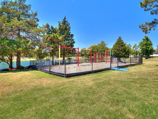 1909 Fair Meadow Drive, Edmond, OK 73003