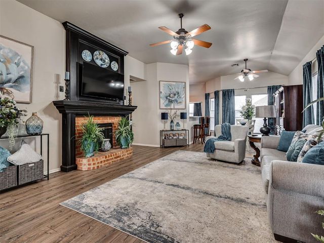1909 Fair Meadow Drive, Edmond, OK 73003