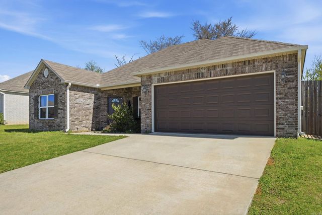 2020 Mary Alice Drive, Conway, AR 72032