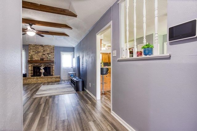 1817 Dolphin Dr, Portland, TX 78374
