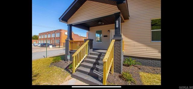 2501 Maple Street, Little Rock, AR 72204