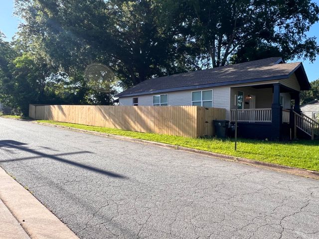 2501 Maple Street, Little Rock, AR 72204