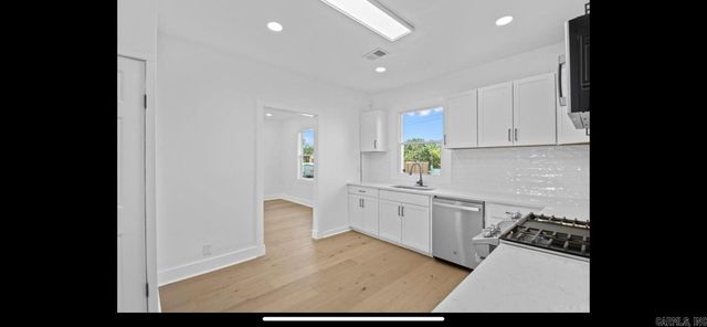 2501 Maple Street, Little Rock, AR 72204