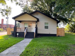 2501 Maple Street, Little Rock, AR 72204