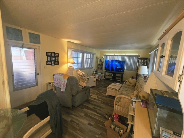 49 DRURY LANE, Tarpon Springs, FL 34689