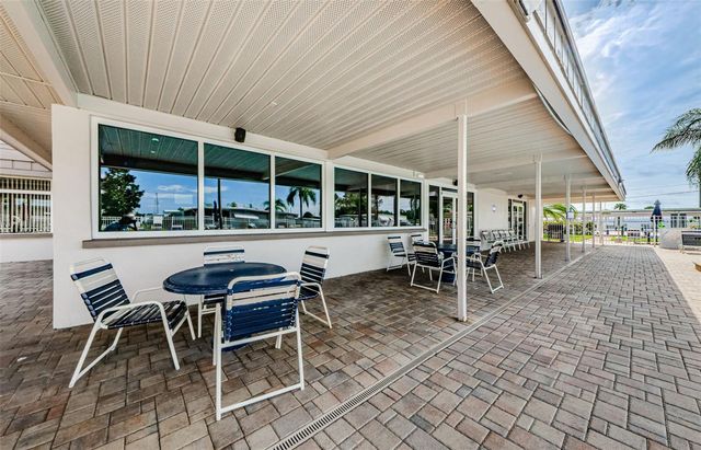 49 DRURY LANE, Tarpon Springs, FL 34689