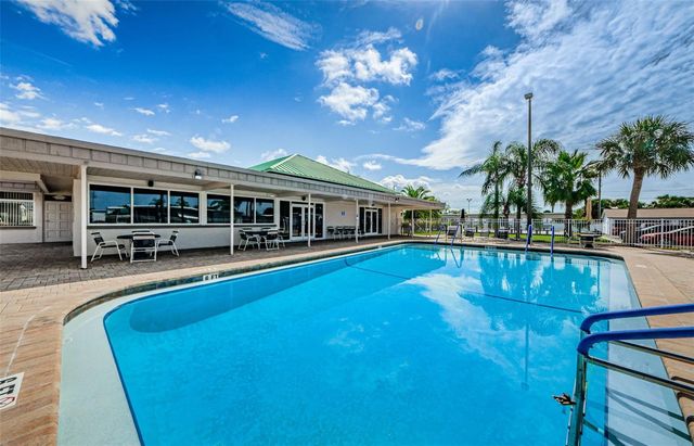 49 DRURY LANE, Tarpon Springs, FL 34689