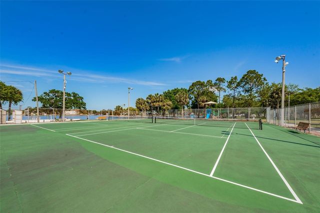 49 DRURY LANE, Tarpon Springs, FL 34689
