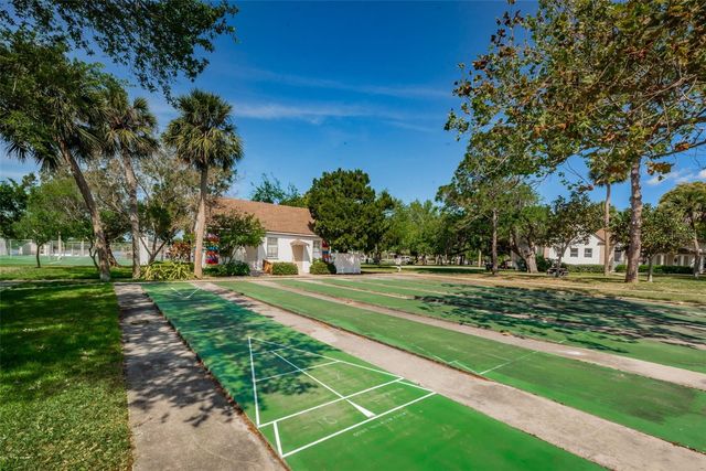 49 DRURY LANE, Tarpon Springs, FL 34689