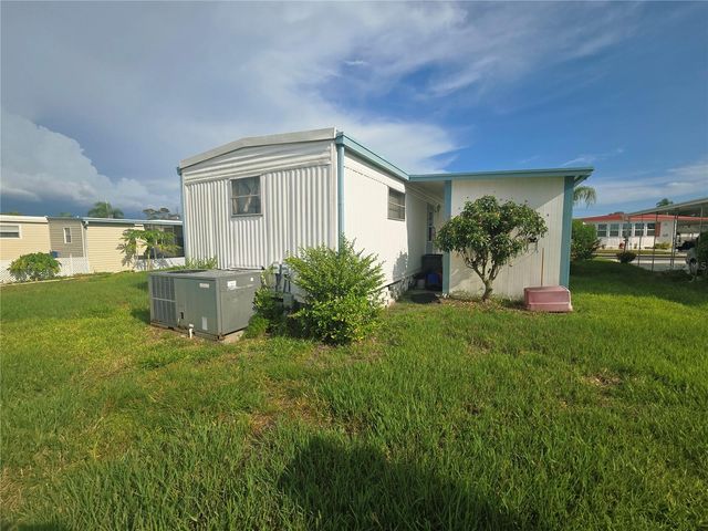 49 DRURY LANE, Tarpon Springs, FL 34689