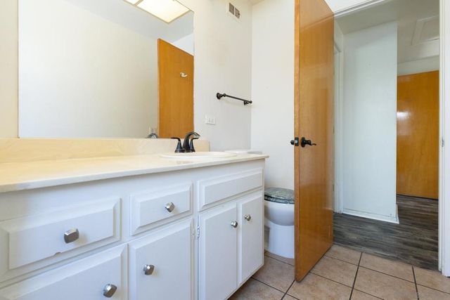 1540 W Whittier Avenue, Hemet, CA 92543