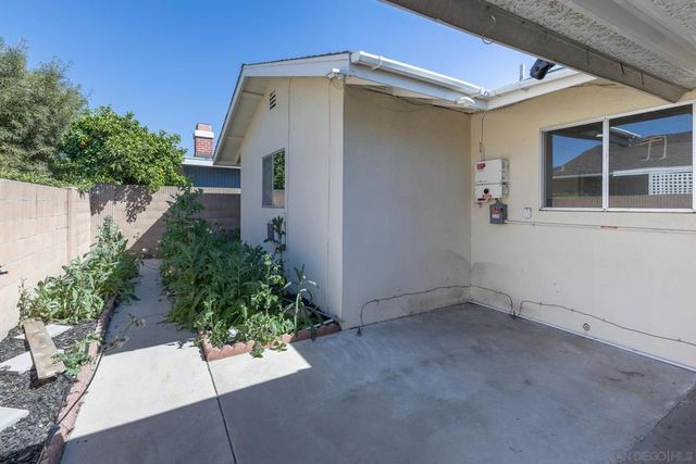 1540 W Whittier Avenue, Hemet, CA 92543