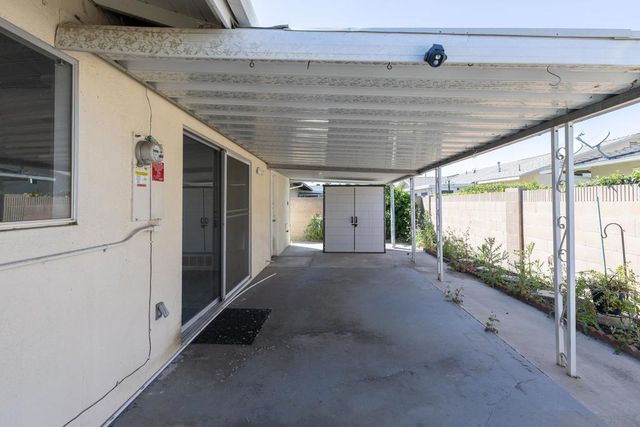 1540 W Whittier Avenue, Hemet, CA 92543