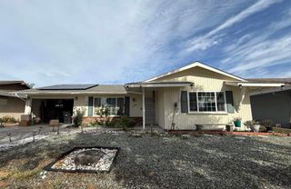 1540 W Whittier Avenue, Hemet, CA 92543