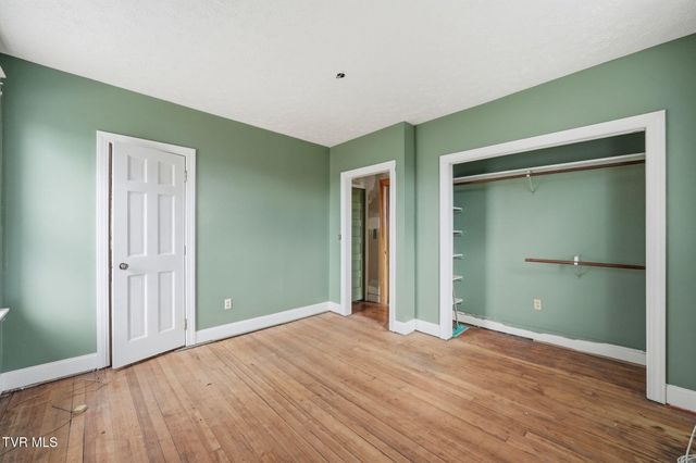 1221 West Sullivan Street, Kingsport, TN 37660