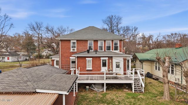 1221 West Sullivan Street, Kingsport, TN 37660
