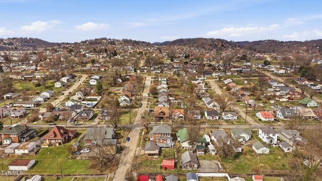 1221 West Sullivan Street, Kingsport, TN 37660