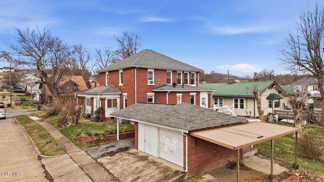 1221 West Sullivan Street, Kingsport, TN 37660