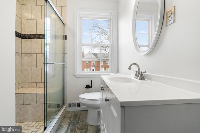 121 HOPKINS RD, Baltimore, MD 21212