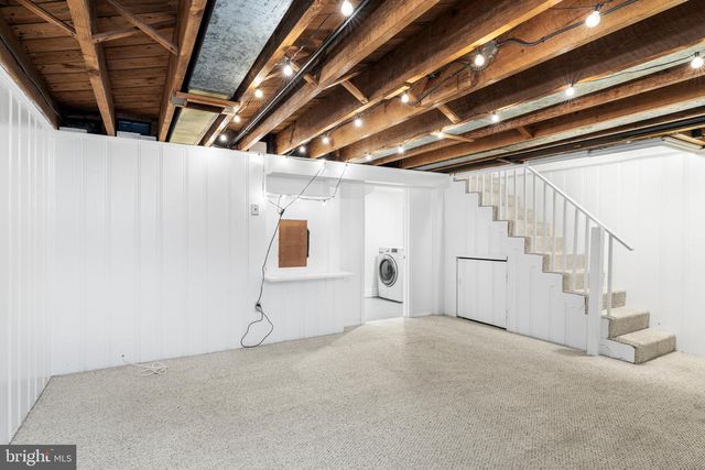 121 HOPKINS RD, Baltimore, MD 21212