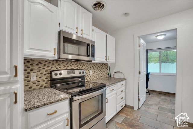 284 E TWIN PEAKS ST, Midvale, UT 84047