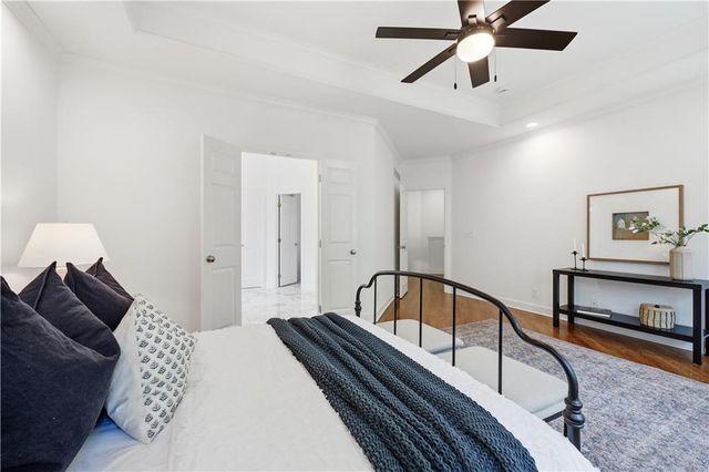 10153 S Shadow Circle, Olathe, KS 66061