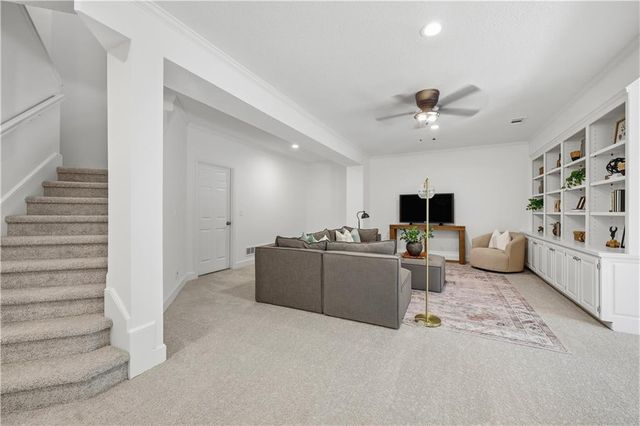 10153 S Shadow Circle, Olathe, KS 66061