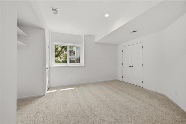 10153 S Shadow Circle, Olathe, KS 66061