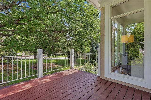 10153 S Shadow Circle, Olathe, KS 66061