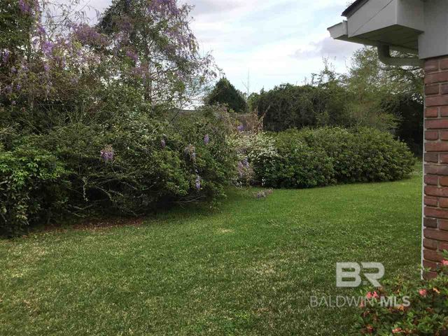 21 Hoffren Drive, Fairhope, AL 36532